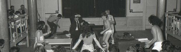 obra de teatro en el aula magna:
img319