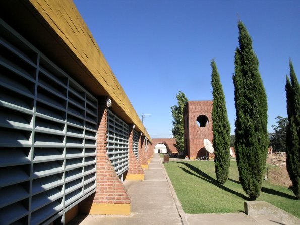 vista lateral de aulas comunes 2a