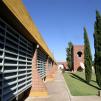 View the image: vista lateral de aulas comunes 2a