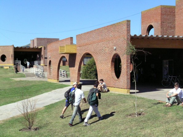 entrada pabellon de exacta 1