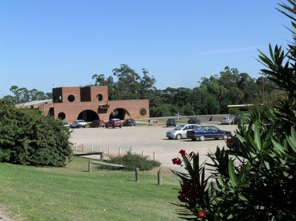 pabellon de exactas decanato y auls