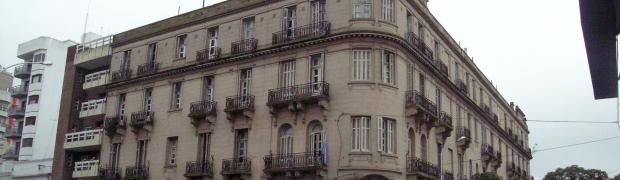 arte:
vistas generales de la facultad:
DSCN0980