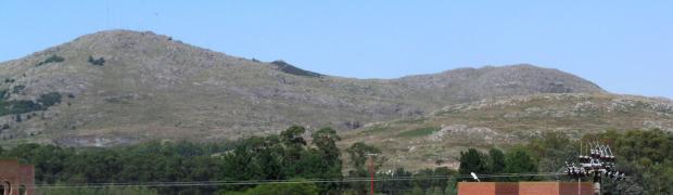 VISTAS GENERALES DE EDIFICIOS Y LABORATORIOS:
VISTAS GENERALES:
decanato exactas,boxes de investigacion al fondo aulas comunes 2