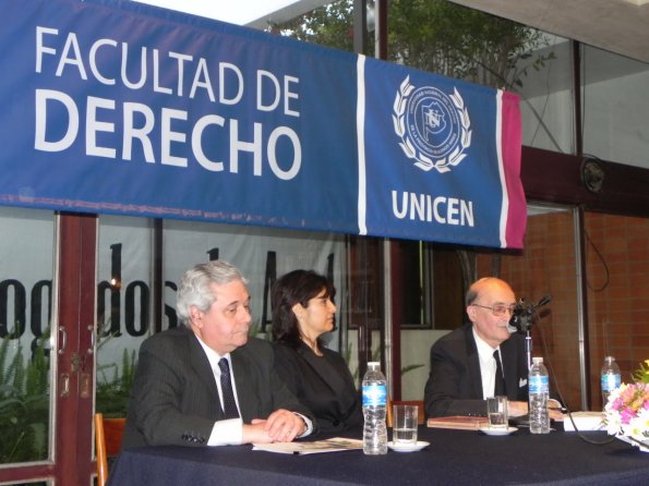 Dr Honoris Causa Miguel Angel Ciuro Caldani (34)_282