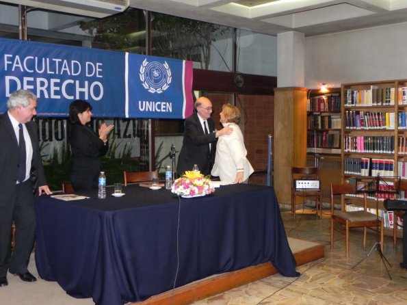 Dr Honoris Causa Miguel Angel Ciuro Caldani (37)_285