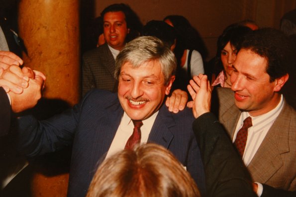 nicloni en la asamblea