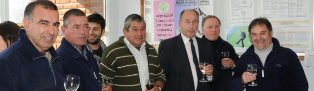 andrea miranda:
31 DE MAYO IANUGURACION DEL PABELLON DE DERECHO EN AZUL:
060