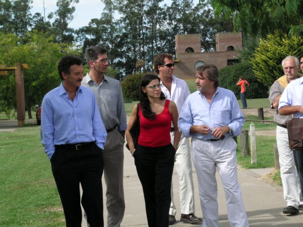 leche Escuela granja, Araya,Macri 014