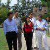 View the image: leche Escuela granja, Araya,Macri 014