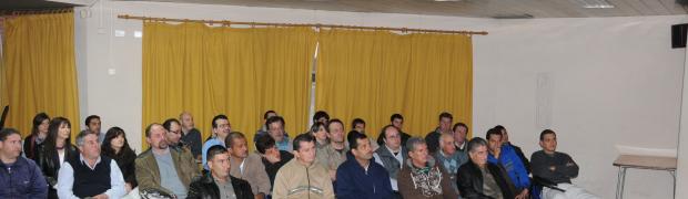 12 DE SETIEMBRE CHARLA DE APICULTURA:
DSC_3309